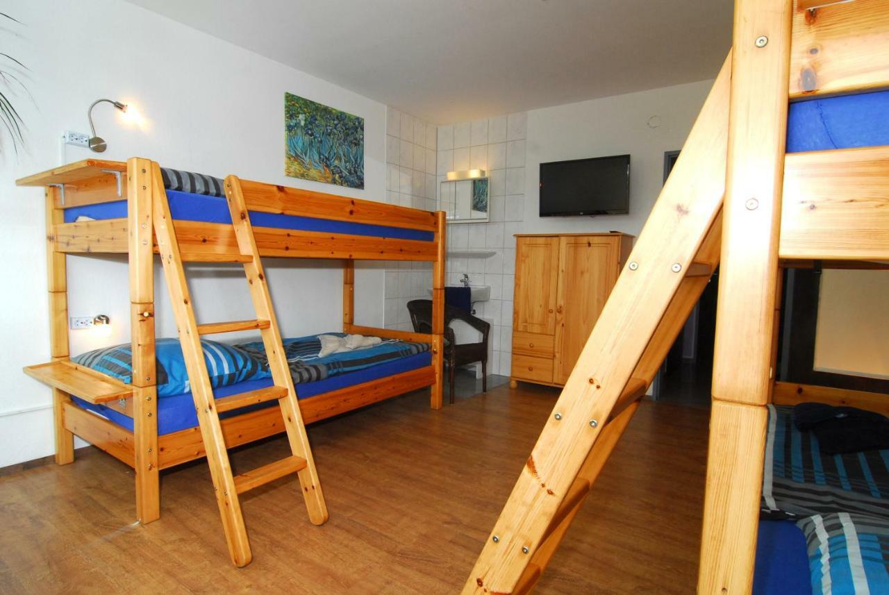 Monteurwohnungen Krings Am Steinbuechel 1 Eschweiler Kültér fotó
