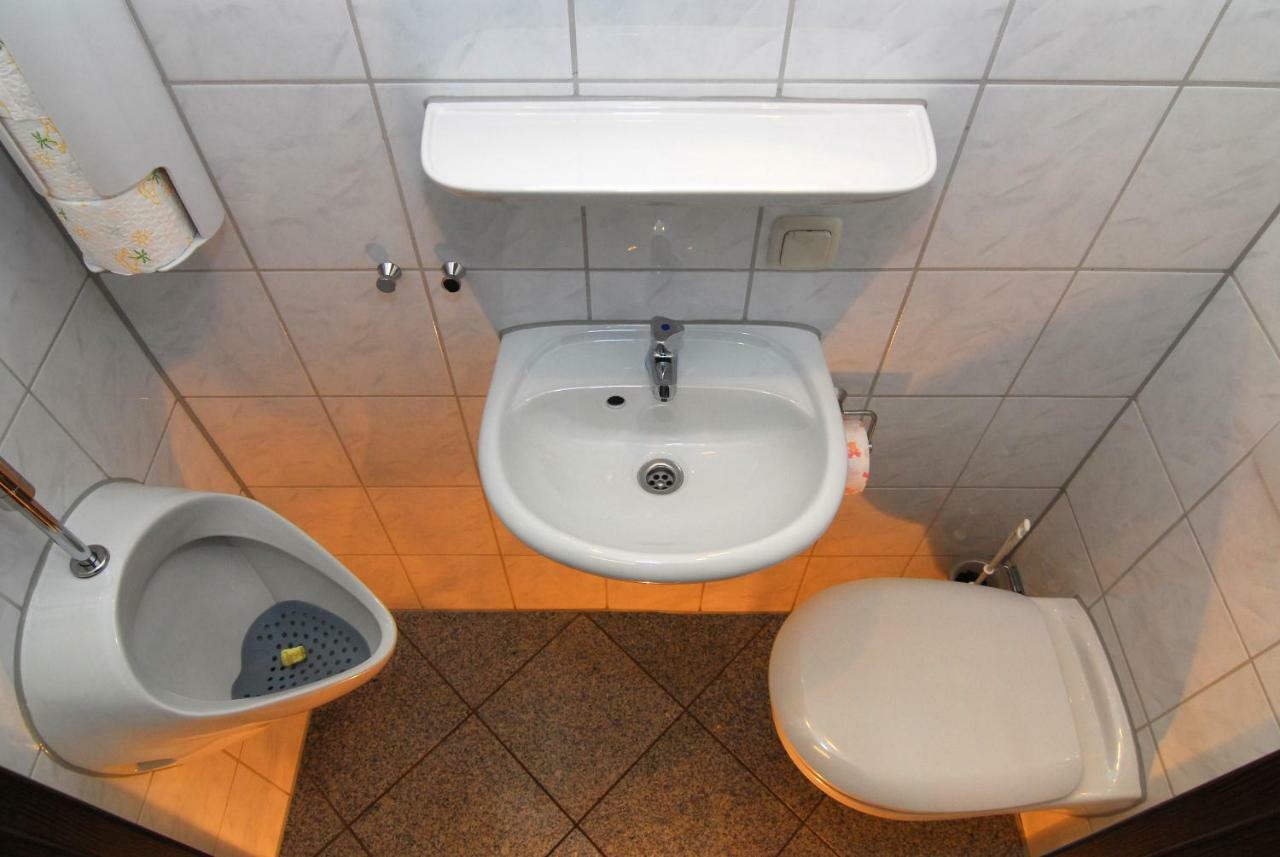 Monteurwohnungen Krings Am Steinbuechel 1 Eschweiler Kültér fotó